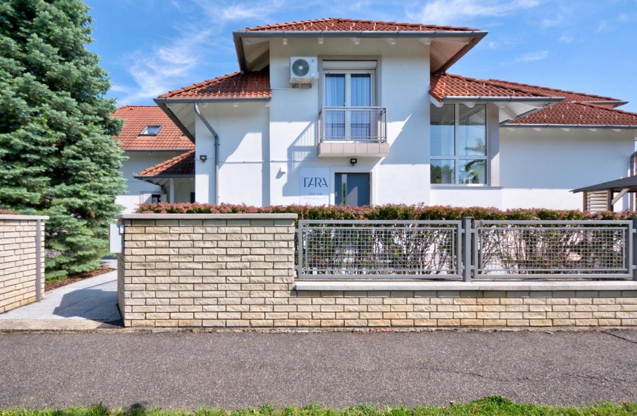 Villa Tara Buek Bagian luar foto