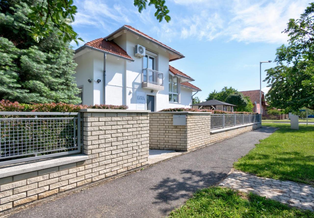 Villa Tara Buek Bagian luar foto