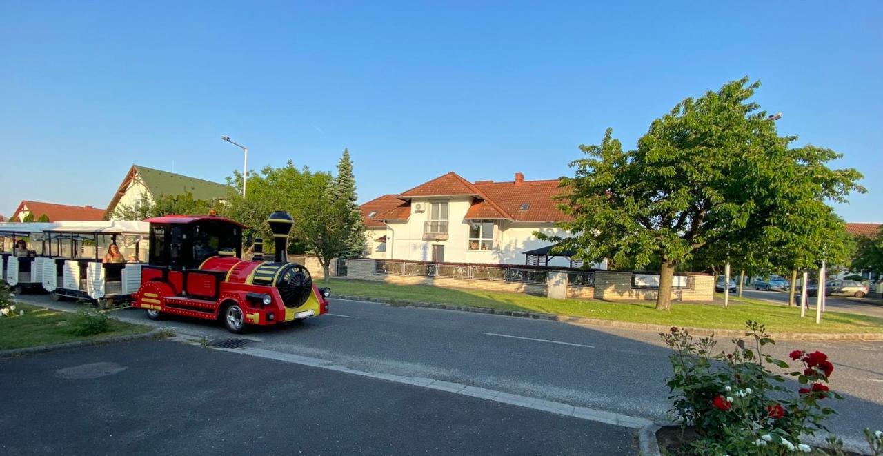 Villa Tara Buek Bagian luar foto